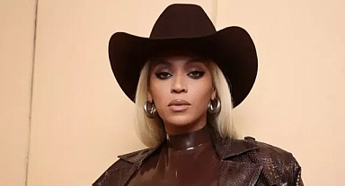 Beyonce'den kovboy tarzı! Bakan bir daha baktı