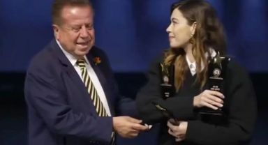 Afra Saraçoğlu için "Sahnede tacize uğradı" dediler, gerçek çok başka çıktı