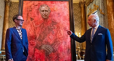 Buckingham Sarayı, kanserle mücadele eden Kral Charles'ın yeni portresini yayınladı
