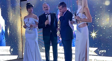 SEBAT CANO CANANOĞLU AVRUPA’DA YILIN EN BAŞARILI ERKEK OYUNCU ÖDÜLÜNÜ ALDI…