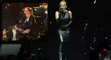 Sertab Erener için düzenlenen saygı gecesi duygusal anlara sahne oldu