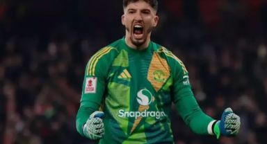 131 yıl sonra imkansızı yaşayan Manchester United'da Altay Bayındır'a gün doğdu