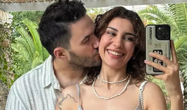 Fenomen çift Seda Özkan ve Nisan Hakan acı haberi duyurdu! 'Çok üzgünüz'