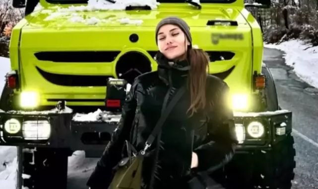 Fahriye Evcen'in aracı çöp kamyonuna benzetildi! Fiyatı dudak uçuklattı
