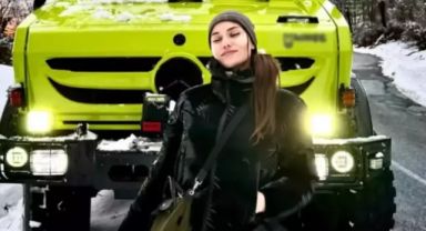 Fahriye Evcen'in aracı çöp kamyonuna benzetildi! Fiyatı dudak uçuklattı
