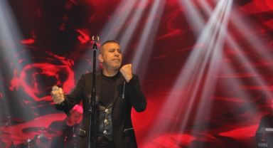 Haluk Levent’ten Duygusal Gece: Volkan Konak’ı Andı, İSİAS Şehitlerini Unutmadı