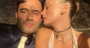 Serenay Sarıkaya ve Mert demir havalimanında dudak dudağa